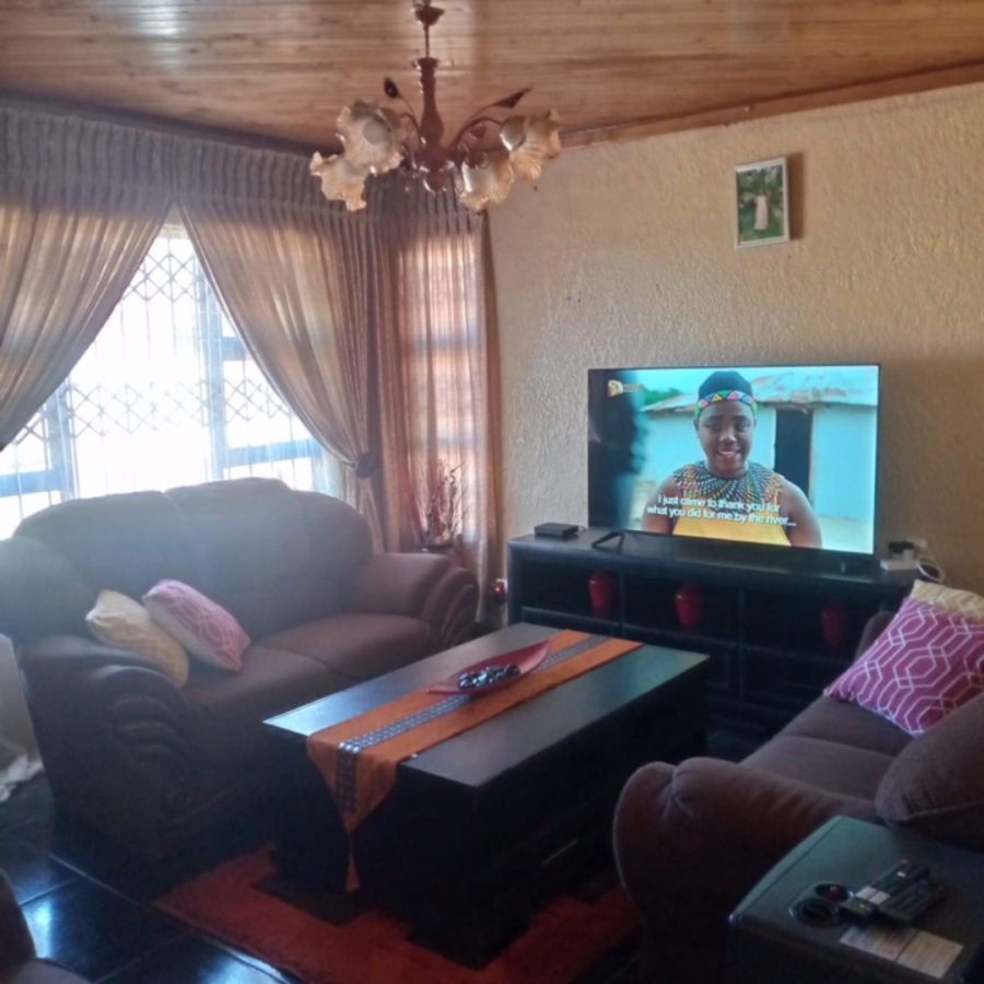 3 Bedroom Property for Sale in Botshabelo Free State